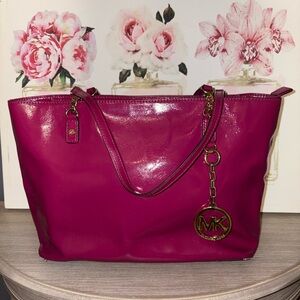 Michael Kors Jet Set Patent Leather Tote Bag